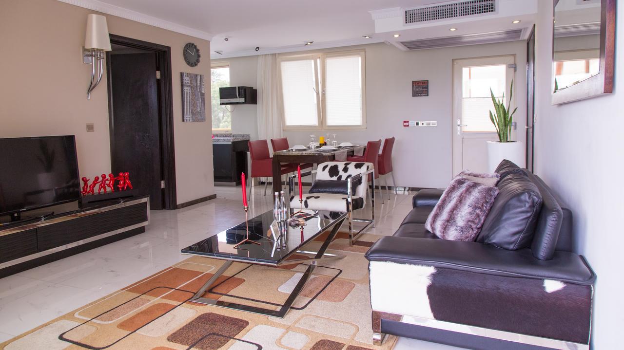Red Mango Hotel And Apartments Sekondi-Takoradi Ngoại thất bức ảnh