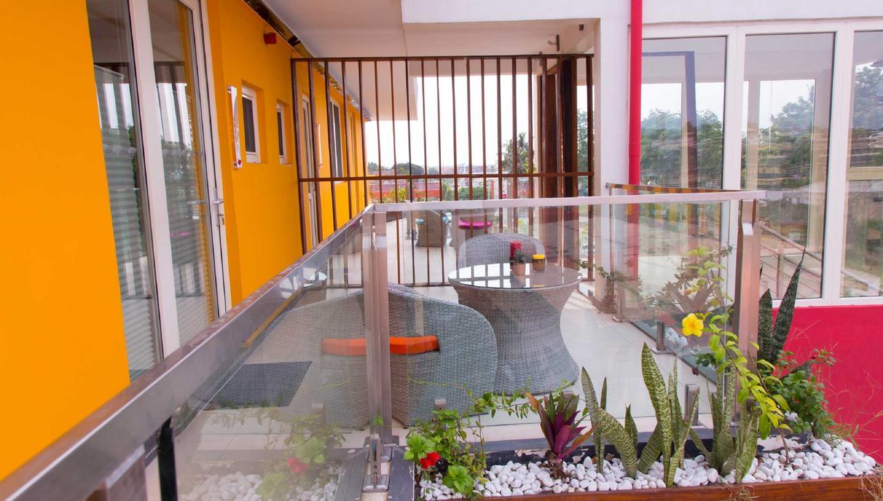 Red Mango Hotel And Apartments Sekondi-Takoradi Ngoại thất bức ảnh